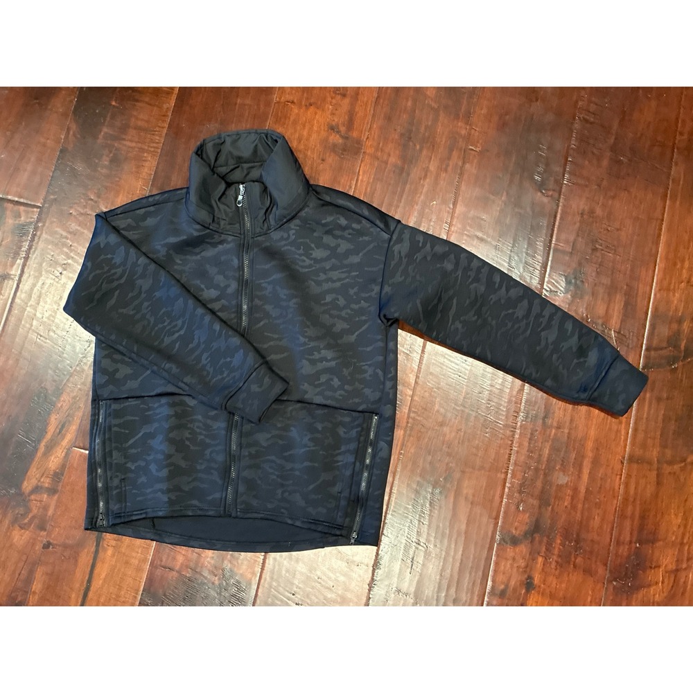 Fabletics Lotta Camo Mock Neck Jacket Size Small Black Full Zip Utility No Hood